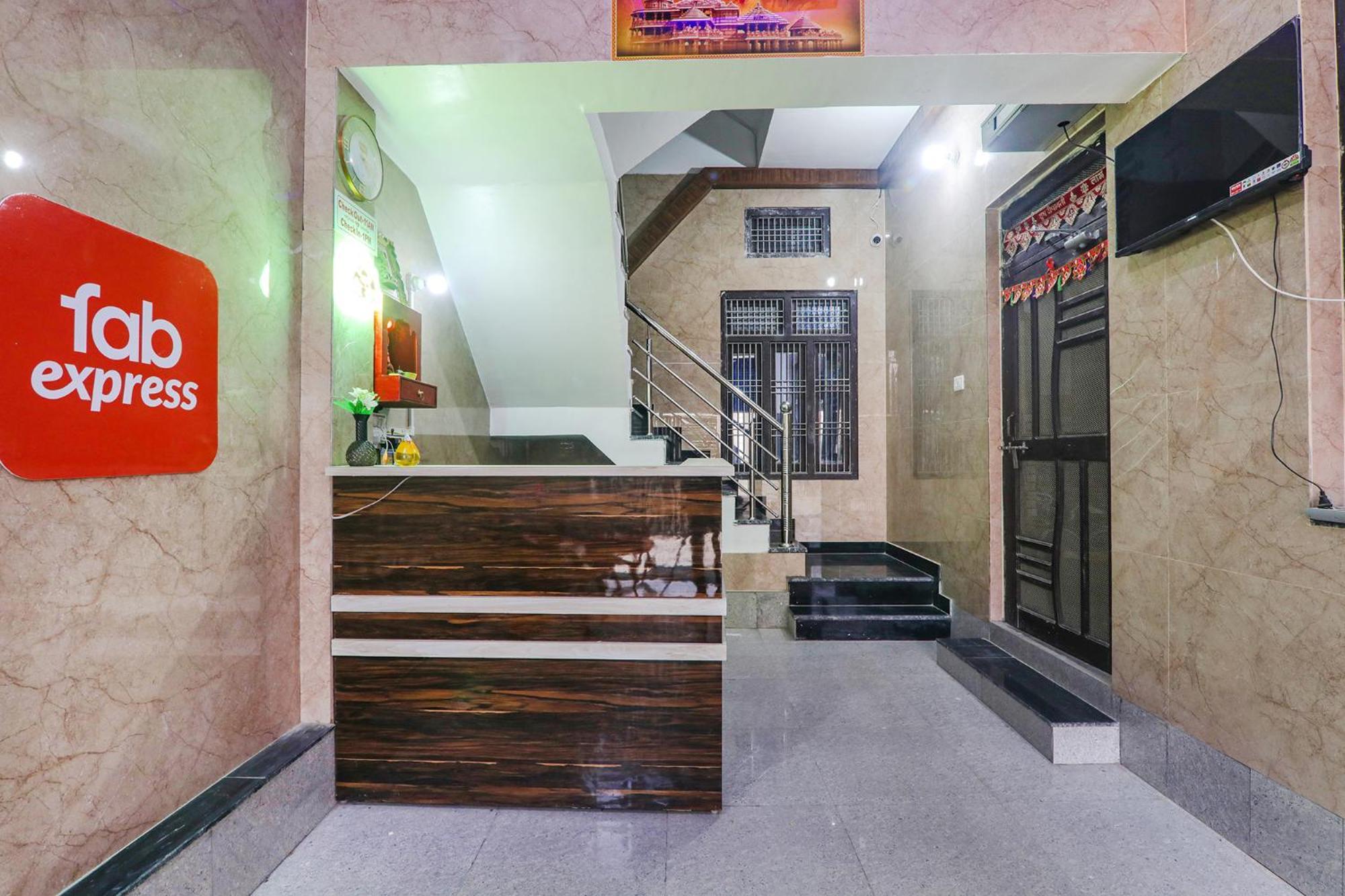 Fabexpress Milan Palace Ayodhya 外观 照片